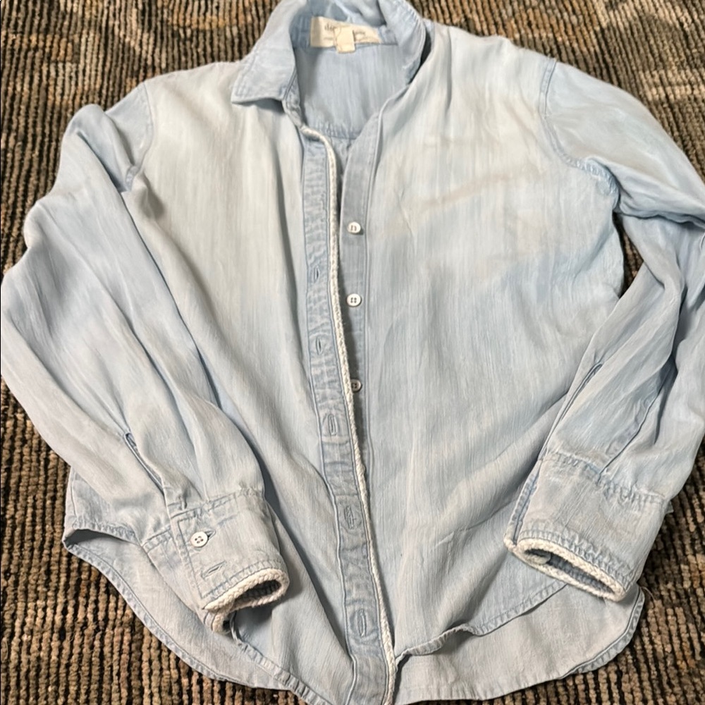 Cloth and stone button down